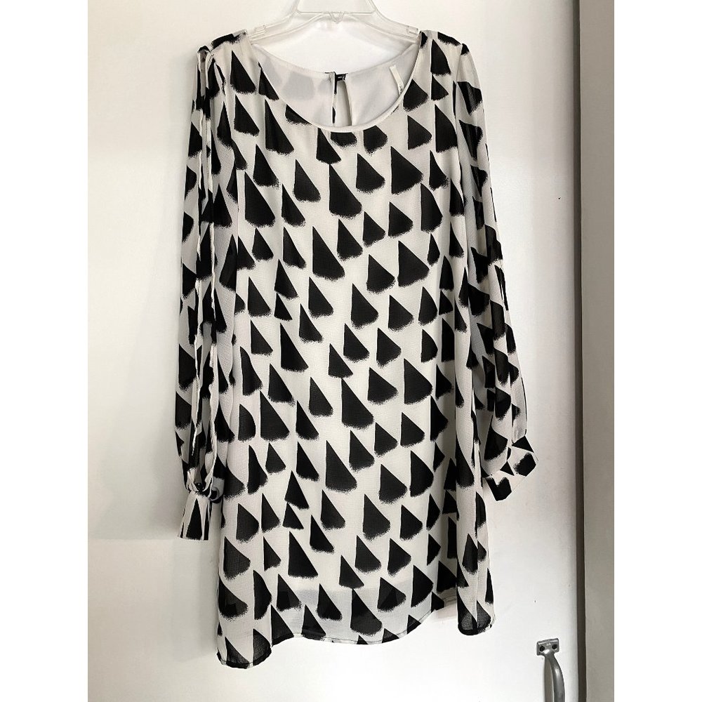 Sage Graphic Print Shift Dress S/6